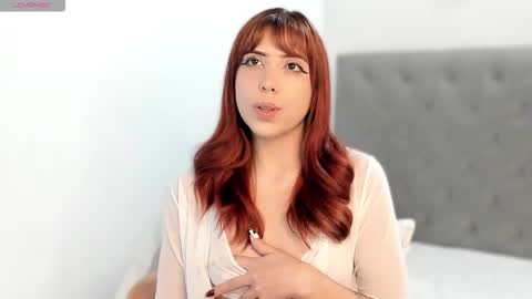 sarahgrant_ online show from February 25, 2:10 am