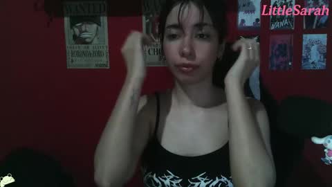 Snapshot of sarahhere1 chatting on October 21, 12:00 am sarahhere1 online show from October 21, 12:00 am