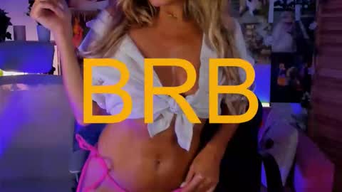 Divine Sarah NONUDE model online show from October 13, 11:32 am