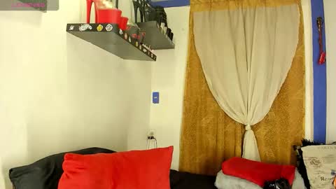  SARAHJEY     online show from March 22, 5:05 pm