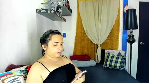  SARAHJEY     online show from May 25, 6:58 pm