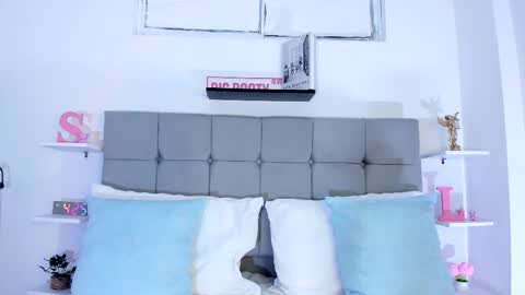 sarahlopezz290 online show from September 26, 4:05 am