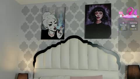 Sarah online show from October 27, 8:02 pm