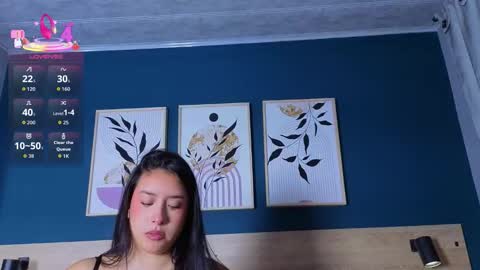 Sarah online show from November 18, 7:51 pm