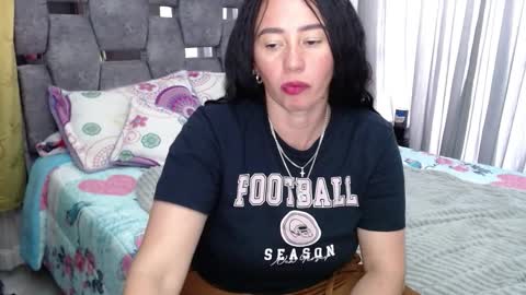 Lia online show from November 8, 6:40 pm