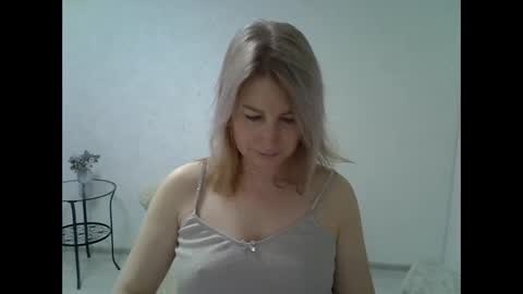 sarahphelps online show from February 24, 9:46 pm