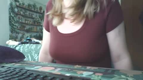 Sarah online show from May 26, 8:16 pm