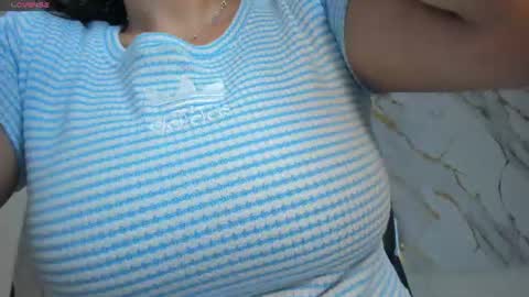 Snapshot of sarahyates chatting on July 16, 3:56 am Sarah independent model online show from July 16, 3:56 am