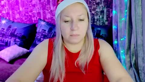 Sara online show from December 25, 10:16 pm