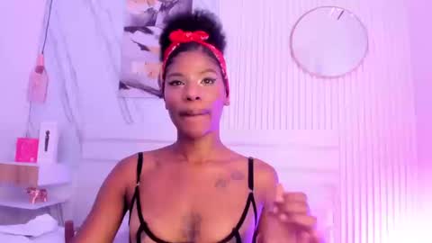 Sara Lewis online show from March 20, 11:31 pm