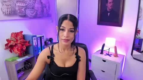 saralife69 online show from December 23, 11:25 am