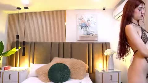 Sara Lugo  online show from February 14, 11:51 am