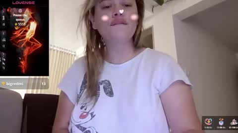 sara martinez online show from September 16, 2:18 pm