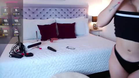   Sara  online show from November 26, 1:45 pm