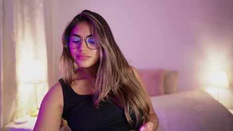 Sara online show from September 28, 12:05 am