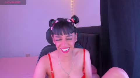 Snapshot of sarapiink chatting on February 21, 2:34 am Sara online show from February 21, 2:34 am