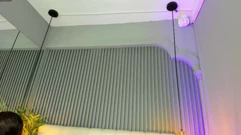 Snapshot of sarariley_ chatting on December 13, 10:48 pm Sara online show from December 13, 10:48 pm