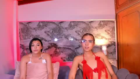 sarasaenz999 online show from June 15, 8:16 am