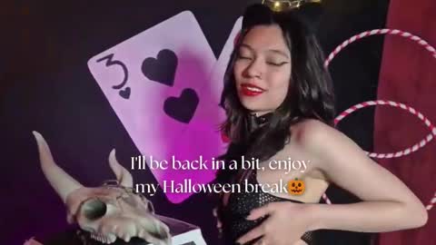   online show from October 10, 11:09 am