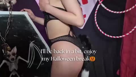   online show from October 25, 11:29 am