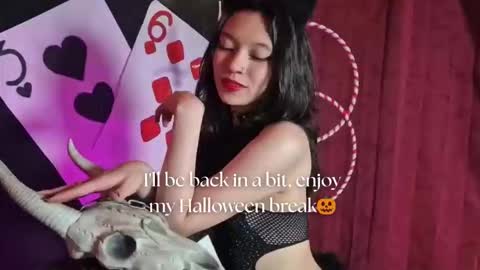   online show from October 27, 11:47 am