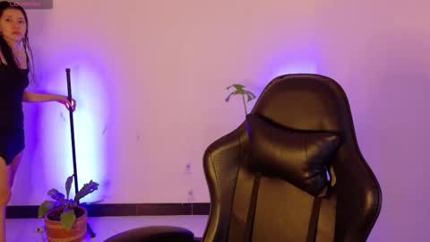 Snapshot of sarasavaagee chatting on March 16, 12:31 pm Sara online show from March 16, 12:31 pm