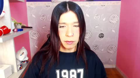 Sara Sofia online show from February 6, 2:33 am