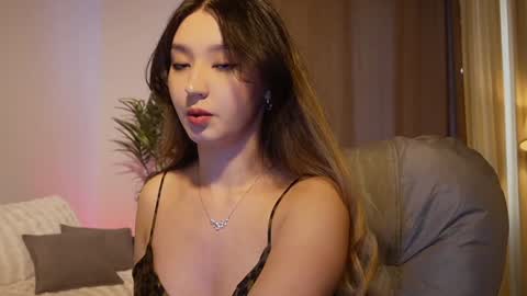Snapshot of sarasuo chatting on September 14, 12:37 pm Shara online show from September 14, 12:37 pm