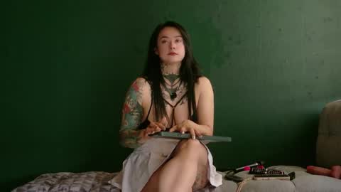 Sara Herrera online show from May 3, 7:20 pm