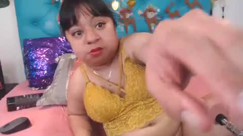 Sara Wills online show from December 16, 7:21 pm
