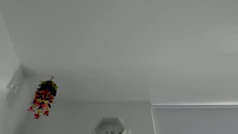 Saray  online show from September 29, 9:19 pm