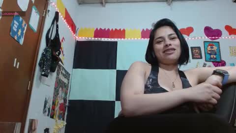 Snapshot of saray_extrovert1 chatting on November 14, 2:21 am Sara Jimenez online show from November 14, 2:21 am