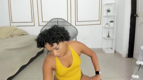 Saray Mardez online show from September 25, 12:31 pm