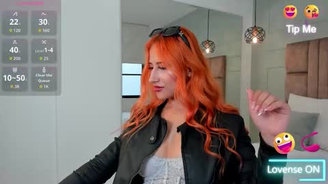 Snapshot of saray_marquez chatting on March 13, 11:50 am saray_marquez online show from March 13, 11:50 am