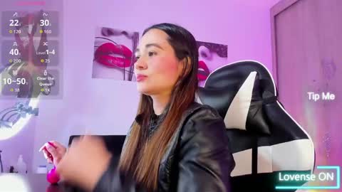 Saray Mendoza online show from June 2, 1:18 am