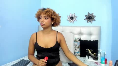 Snapshot of saray_sexy_love chatting on April 29, 12:09 pm saray_sexy_love online show from April 29, 12:09 pm