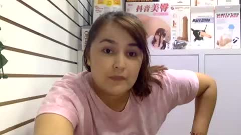 mery online show from November 15, 8:05 pm