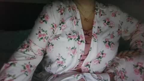 Snapshot of saretta46 chatting on March 30, 10:55 pm Sara online show from March 30, 10:55 pm