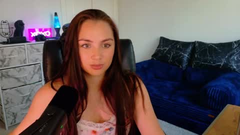 sariaaahh online show from February 4, 7:09 pm