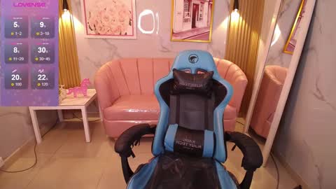 sarita22_a online show from February 11, 1:05 pm