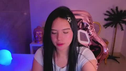Sara  online show from July 1, 2:51 pm