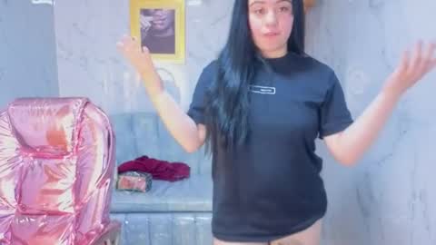 Sara  online show from July 28, 12:59 pm