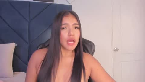 Snapshot of sarita_hills chatting on January 3, 9:25 am Sara online show from January 3, 9:25 am