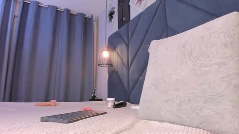 Snapshot of sarita_hills chatting on March 8, 10:22 am Sara online show from March 8, 10:22 am