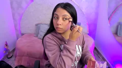 Sara online show from February 3, 6:51 am