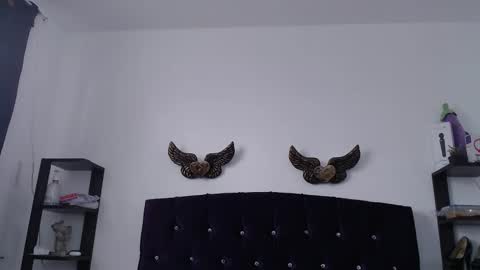 Sara online show from October 8, 7:00 pm