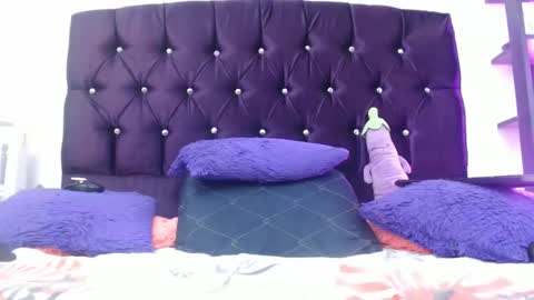 Sara online show from February 18, 10:50 pm