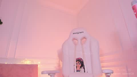 Sara  online show from December 27, 9:11 pm