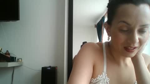 Snapshot of sarita_start chatting on September 16, 5:25 pm sarita_start online show from September 16, 5:25 pm