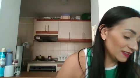 sarita_start online show from June 4, 4:02 pm